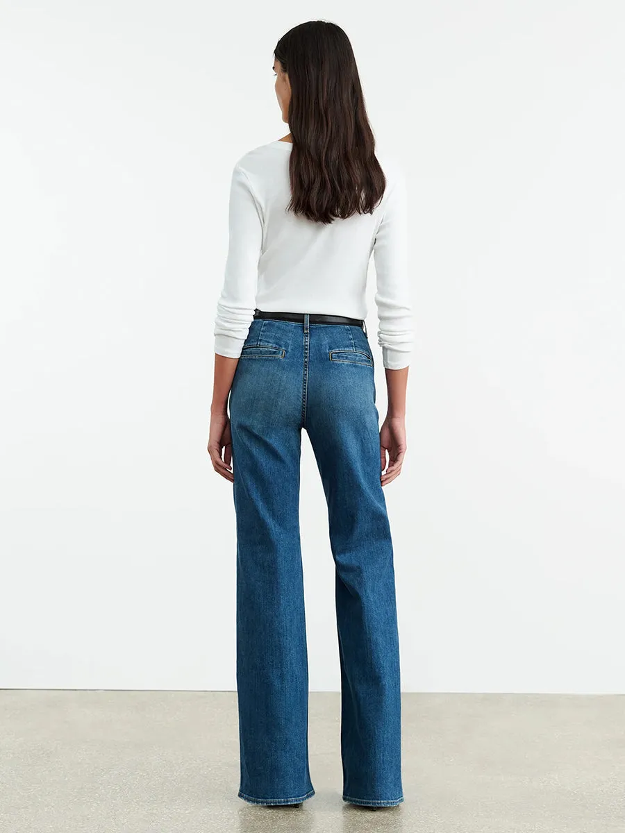 Anna Jean in Classic Wash