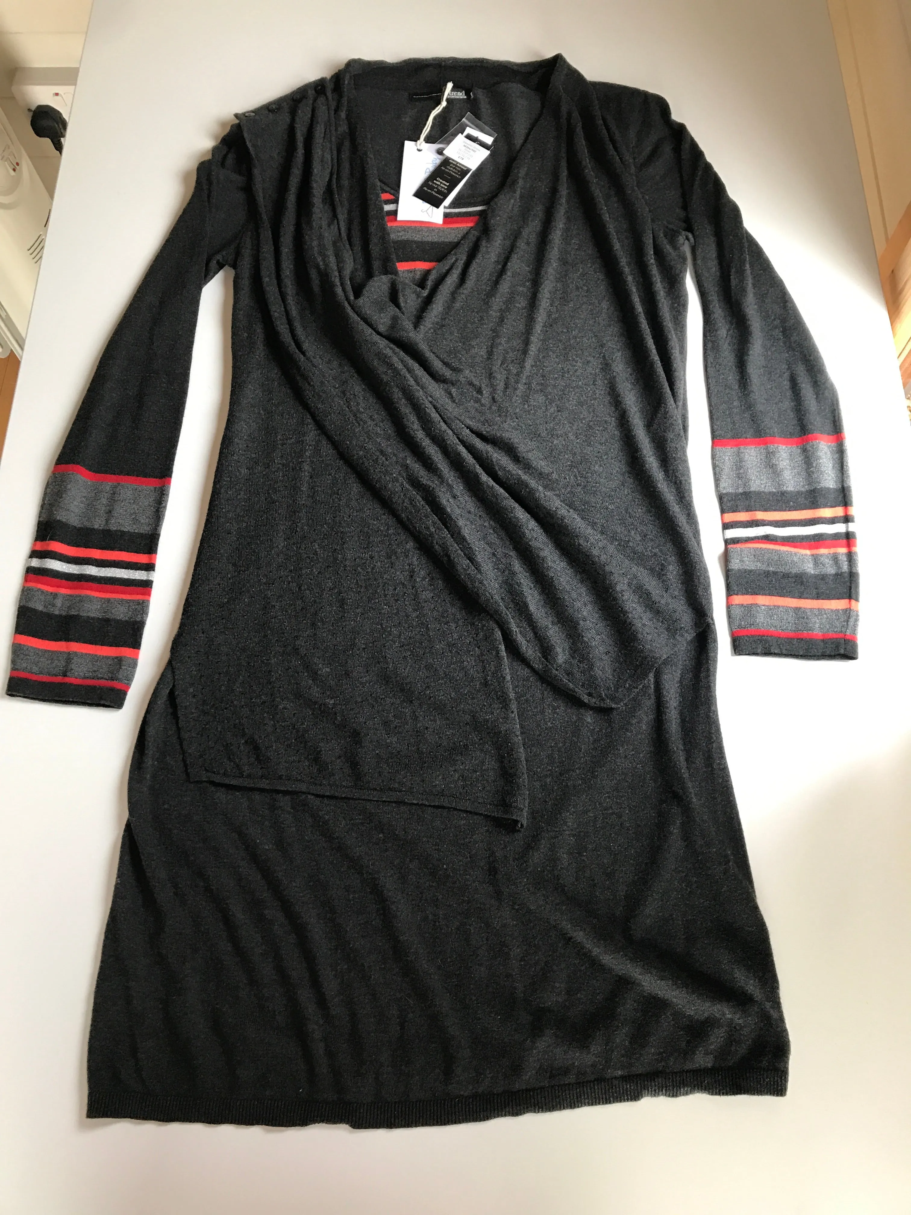Captain Tortue New Dress Size 10/12