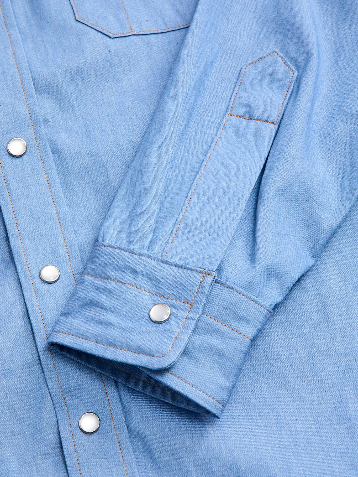 Drover Overshirt in Light Indigo Chambray
