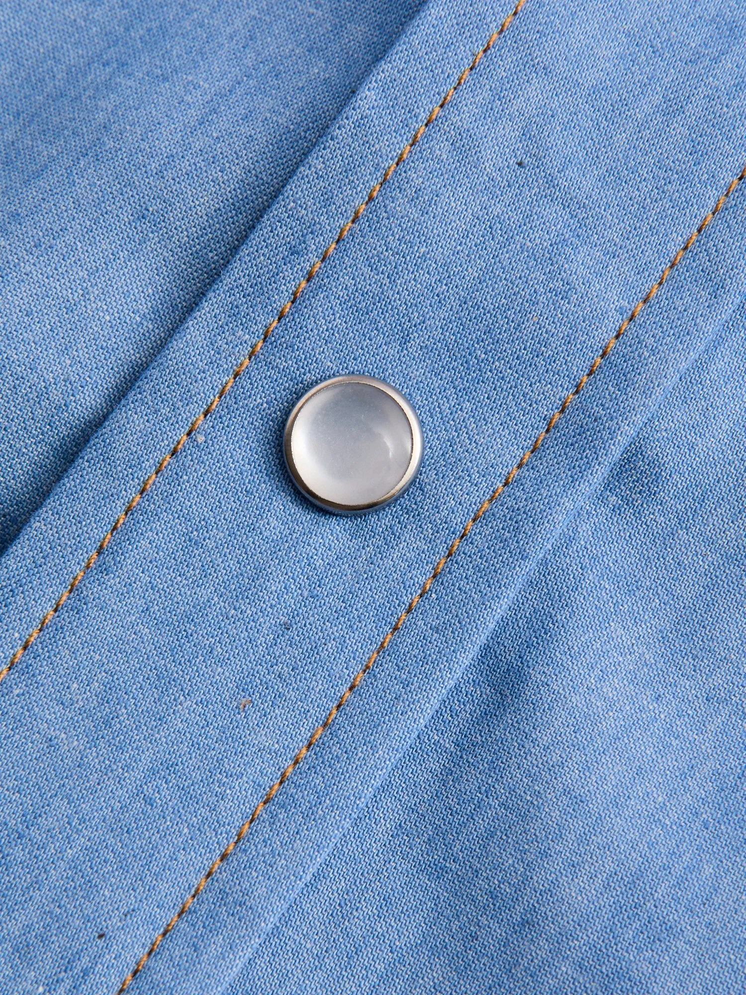 Drover Overshirt in Light Indigo Chambray
