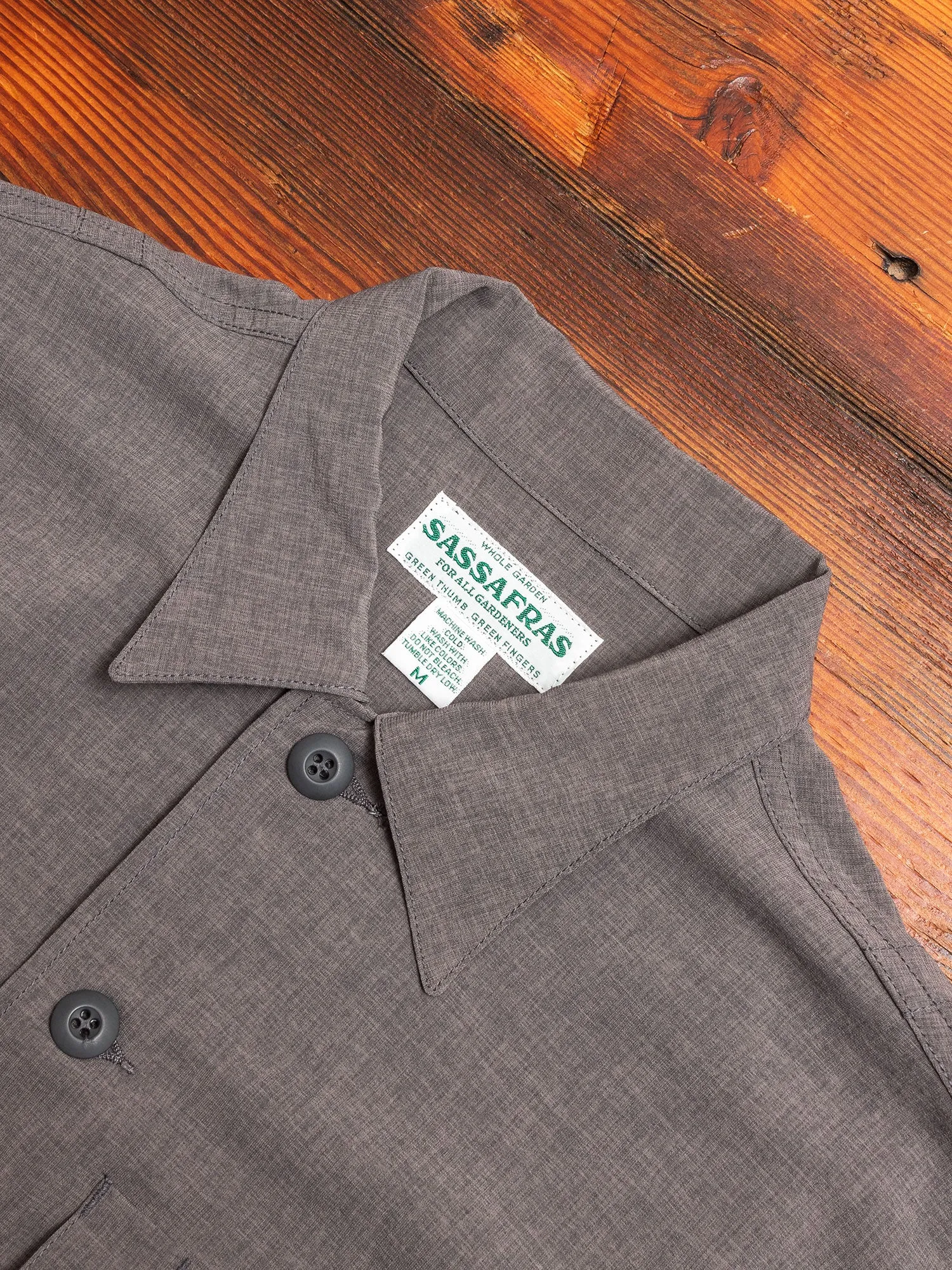 Stretch Gardener Half Shirt in Charcoal